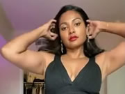 Chica sexy caliente india solo masturbándose